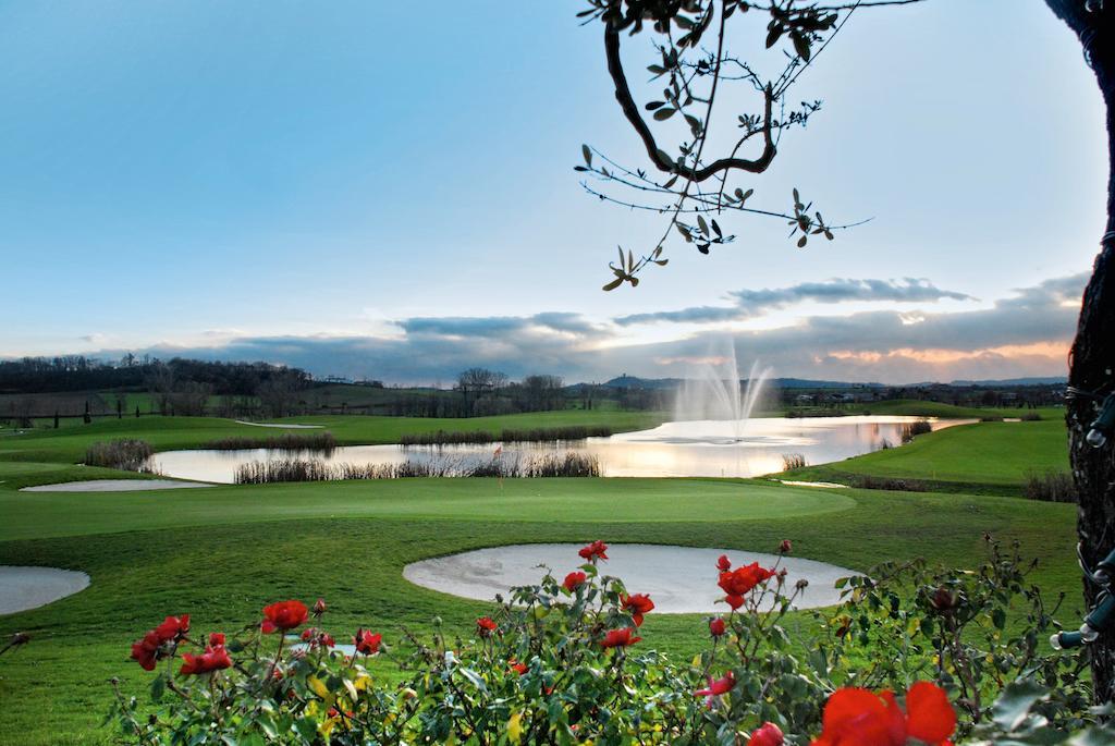 Garda Hotel San Vigilio Golf Поццоленго Экстерьер фото