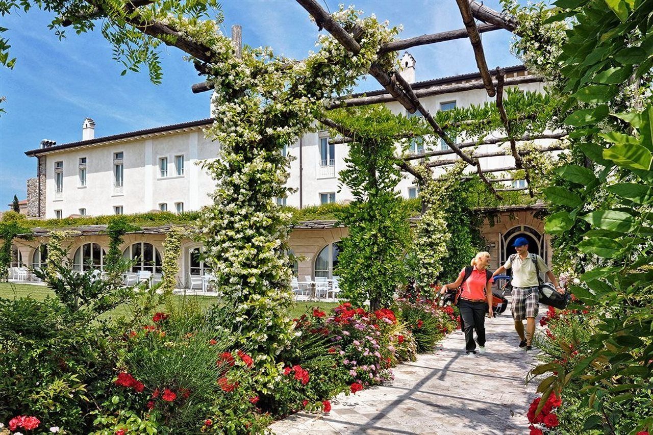 Garda Hotel San Vigilio Golf Поццоленго Экстерьер фото